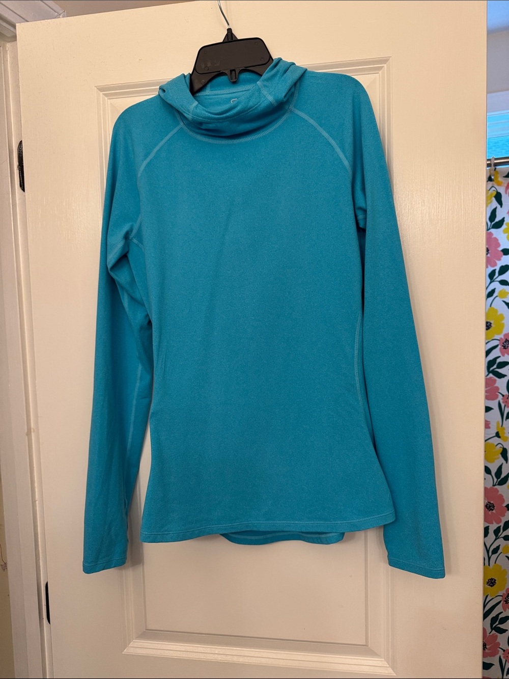 GapFit Performance Pullover Hoodie